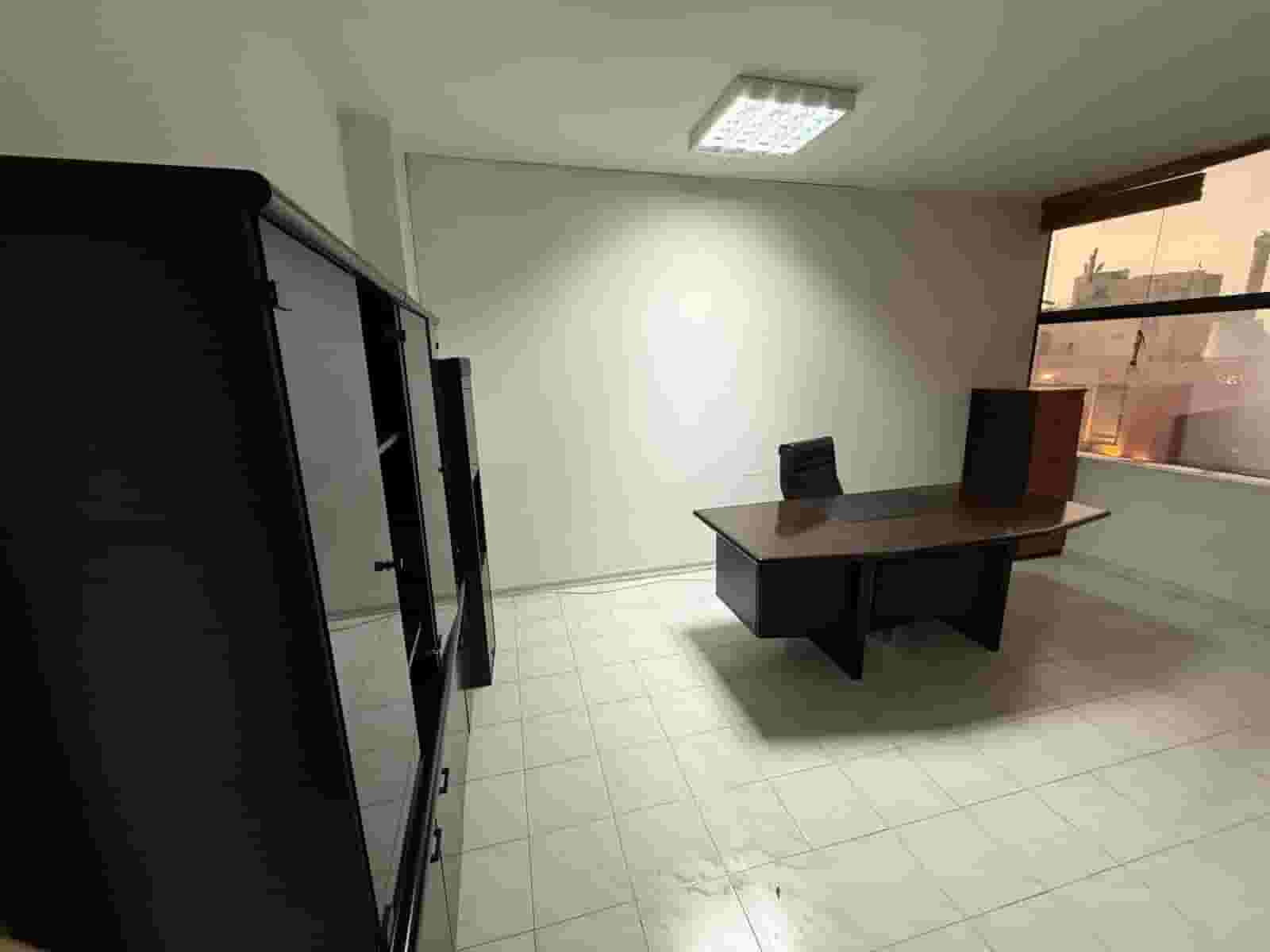 مكتب للإيجار في الحازمية