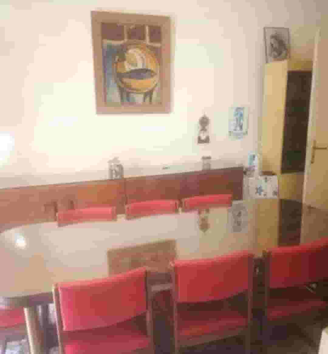 أثاث مستعمل للبيع