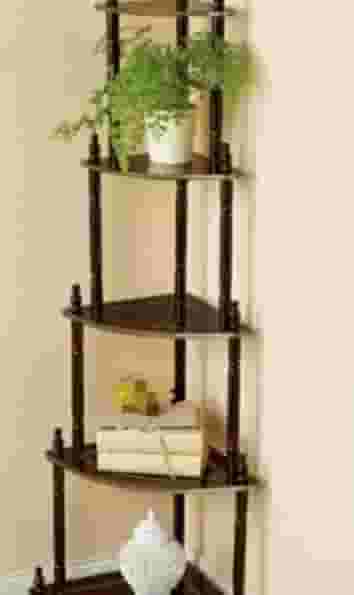 أرفف الزاوية