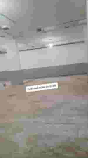 مستودع للإيجار في الجناح